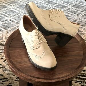 Women’s Oxford Wingtip Lace Up Mid Heel Pump Shoes